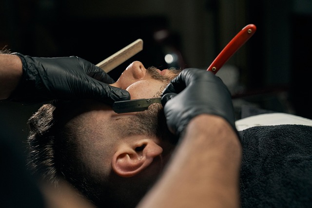straight razor shaving kit leather strop